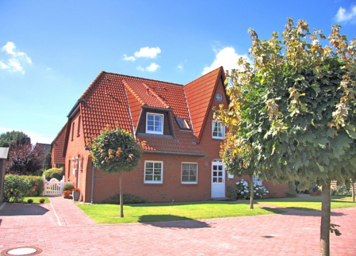 Mittelweg 1  Haus J (MI-1)