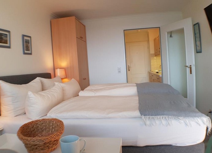 Andreas-Dirks-Straße 8 Haus Metropol Wohnung 302 im 12. Stock  (AD8-302)