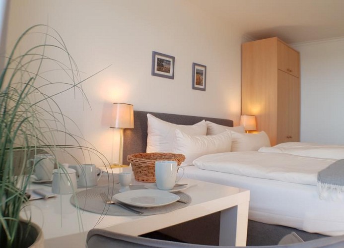 Andreas-Dirks-Straße 8 Haus Metropol Wohnung 302 im 12. Stock  (AD8-302)