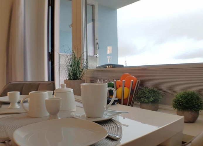 Andreas-Dirks-Straße 8 Haus Metropol Wohnung 302 im 12. Stock  (AD8-302)