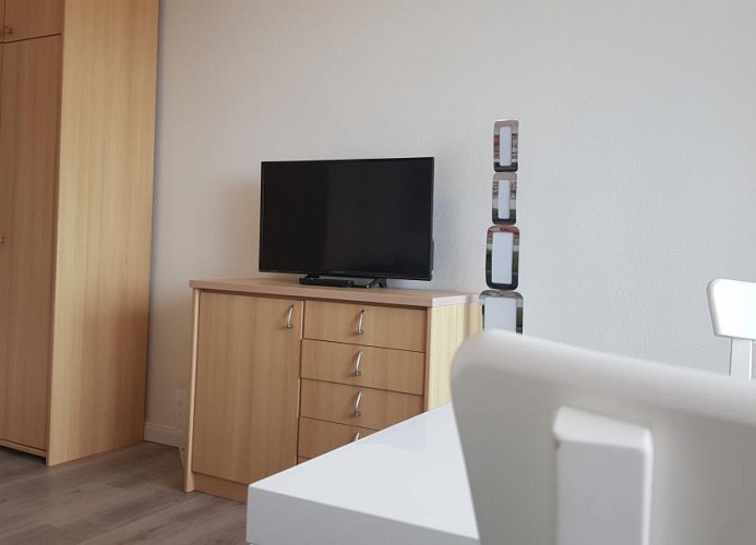 Andreas-Dirks-Straße 8 Haus Metropol Wohnung 302 im 12. Stock  (AD8-302)
